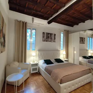 Cozy Navona , Rome Italy